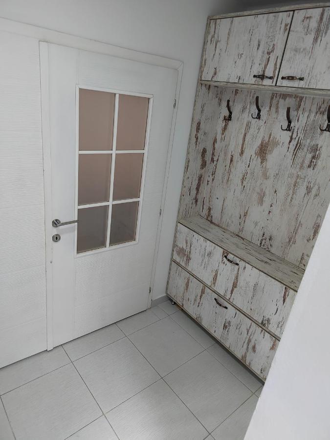 Downtown Apartment Nis Ngoại thất bức ảnh