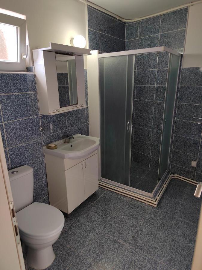 Downtown Apartment Nis Ngoại thất bức ảnh