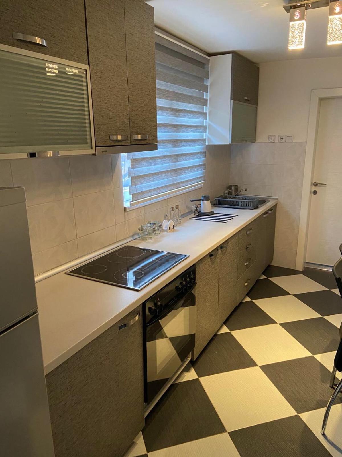 Downtown Apartment Nis Ngoại thất bức ảnh